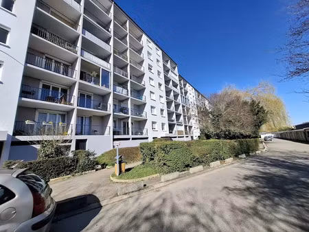 vente appartement 2 pièces 44 m² à saint-julien-les-villas (10800)  106 000 €