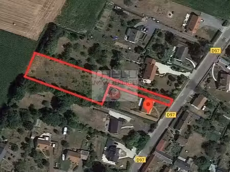 terrain constructible 2386 m² revelles