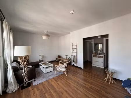 location appartement 3 pièces 57 m² à champagne-au-mont-d’or (69410)