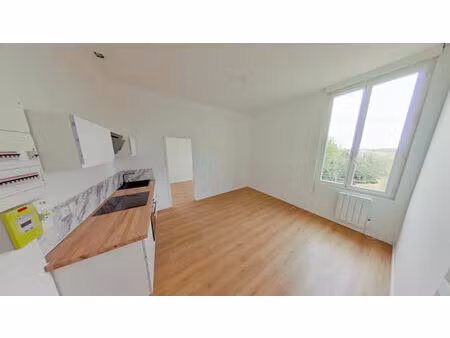 33440 saint louis de montferrand- appartement 3 pièce(s) à vendre31 54m2