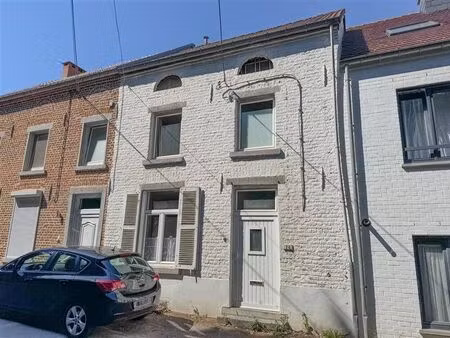 maison à rénover très bien située