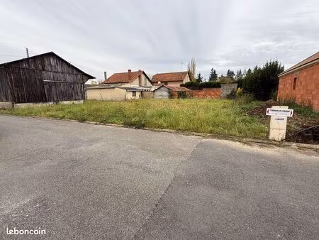 jouy - terrain à bâtir viabilisé