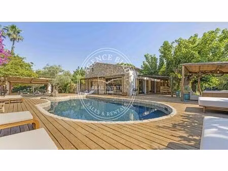 villa de plain-pied à grimaud  à pied des plages et des commerces