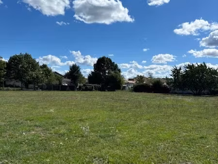 vente terrain 570 m² à noe (31410)  80 000 €