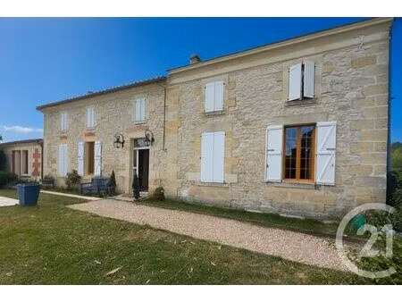 maison à vendre - 6 pièces - 235 54 m2 - jau dignac et loirac - 33 - aquitaine