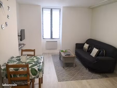 a louer t2 meublé et équipé