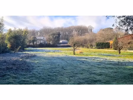 vente terrain 585 m² à saubens (31600)  140 000 €