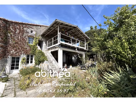 brie - maison en pierre pleine de charme - 154 m2