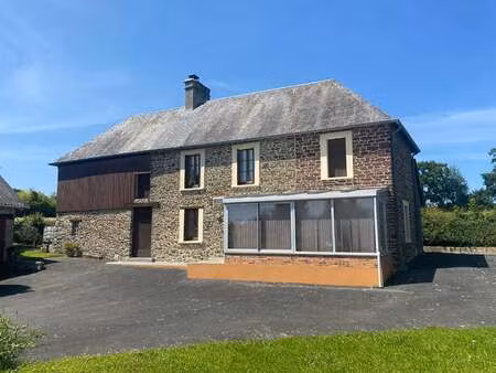 vente maison au mesnil-rouxelin (50000) : à vendre / 85m² le mesnil-rouxelin