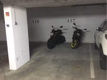 parking moto scooter