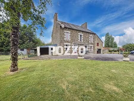 vente maison à saint-hilaire-du-harcouët (50600) : à vendre / 160m² saint-hilaire-du-harco