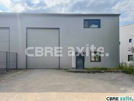 location local d'activités entre-deux-guiers 265 m²