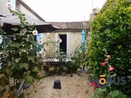 maison 6 pièces 103m² le gua 17600