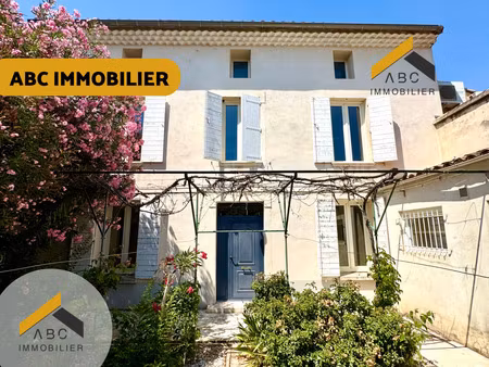 maison centre-ville avec jardin et garage en toute tranquillité