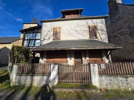 vente maison 9 pièces 214 m² salles-courbatiès (12260)