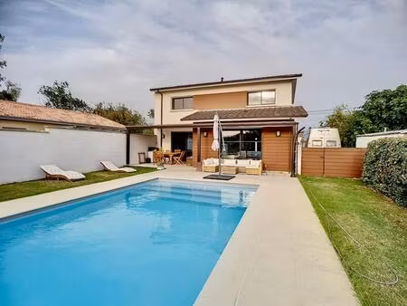 a vendre maison - 33240 saint-andre-de-cubzac - 6 pièces 130 m²