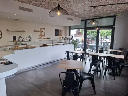 vente local commercial 83m2 saint-jean-pied-de-port 64220 - 93500 € - surface privée