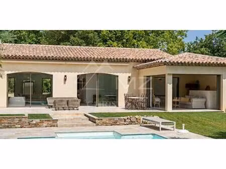 villa avec piscine et terrasse grimaud (83)
