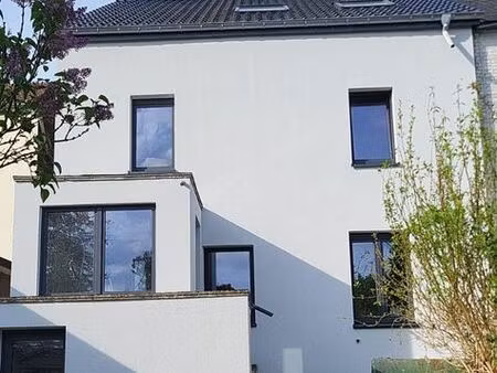 une chambre disponible dans une colocation 4 chambres