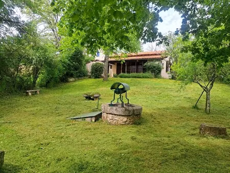 terrain de loisir avec abris de chasse à rénover de 30m²