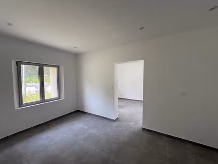 vente locaux professionnels 32 m² à belle-eglise (60540)  85 000 €