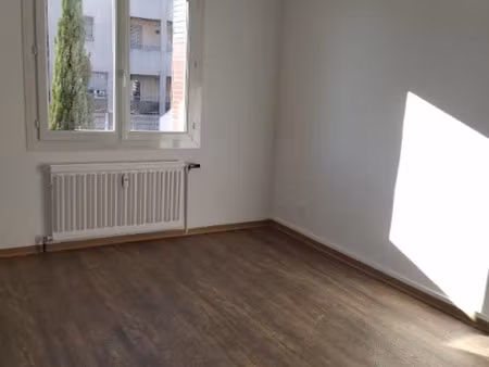 location appartement 4 pièces 84.63 m² à manosque (04100)  1 021 €