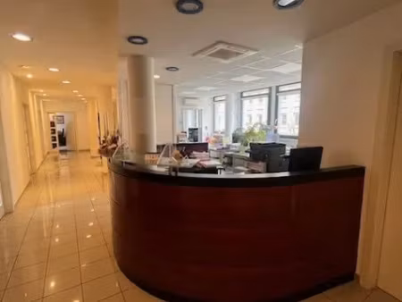 location locaux professionnels à mulhouse (68100)  2 200 €