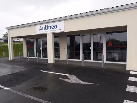 location locaux professionnels à chaniers (17610)  nan €