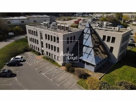 location local professionnel 1 198m² sassenage 38360