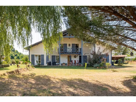 achat maison 7 pièces 200m²