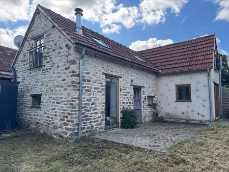 location maison 3 pièces 58.54 m² à coulonges (86290)  520 €