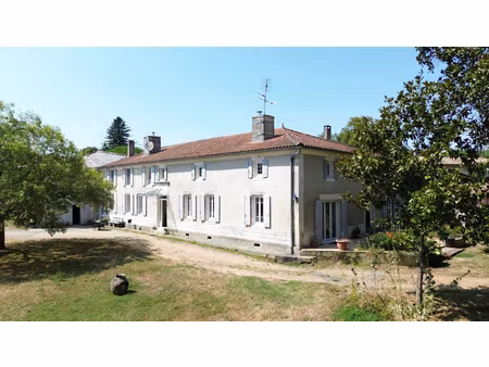 achat maison 16 pièces 608m² baignes ste radegonde 16360