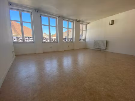 location appartement 1 pièce 49m² besancon 25000