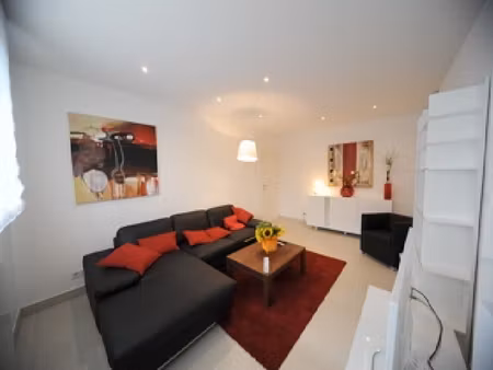 location appartement 2 pièces 75m²