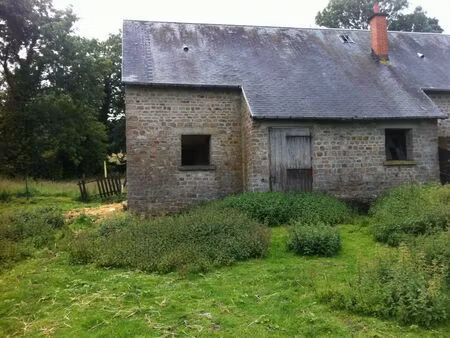 achat/vente vire a 500 m des commerces grange a renover de 100 m² le tout sur un terrain d