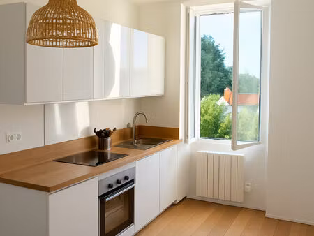 vendu -- saint pasquier -- appartement -- 2 pieces -- rénové