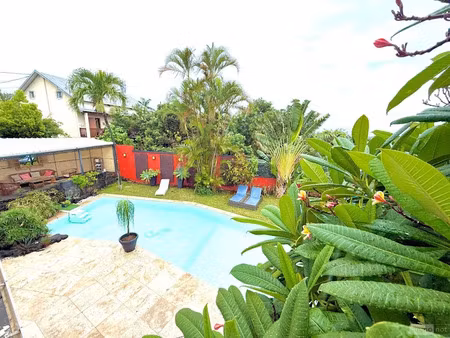 vente maison 8 pièces 290 m² à saint pierre (97410)  699 000 €