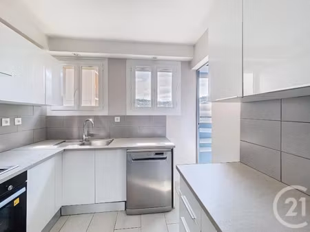 vente appartement 4 pièces 79 m² à le puy-en-velay (43000)  105 000 €