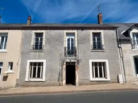 maison de bourg de 145 m2 avec jardin à poulaines