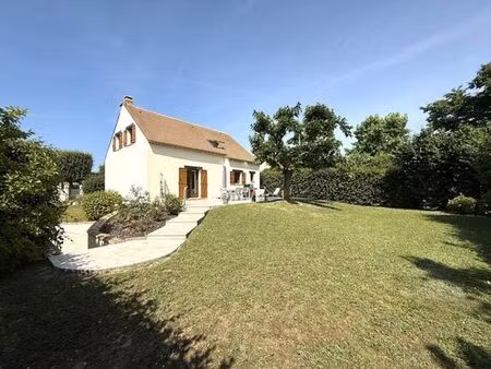 maison de 5 pièces de luxe en vente à voisenon  île-de-france