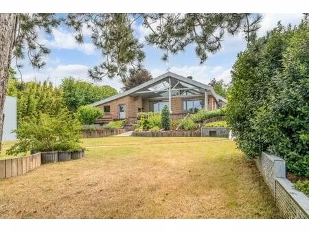 toekomstgerichte villa met prachtig zicht in blanden