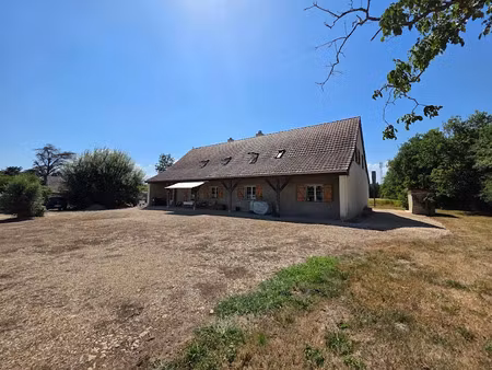 vente maison 9 pièces 272 m² à lessard-en-bresse (71440)  400 000 €