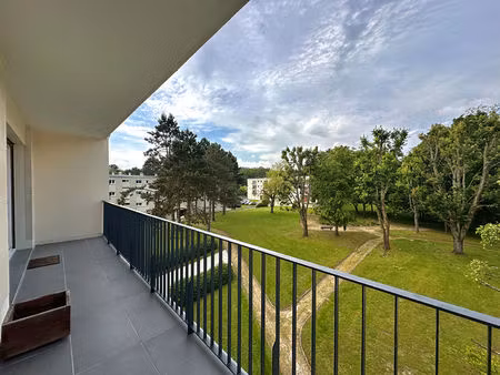 appartement f4 avec grand balcon à senlis