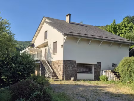 vente maison 12 pièces 260 m² lacaune (81230)