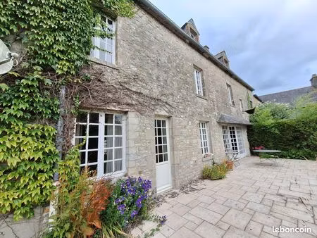 propriété 8 pièces 180 m²