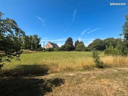 terrain 688 m² toulis et attencourt