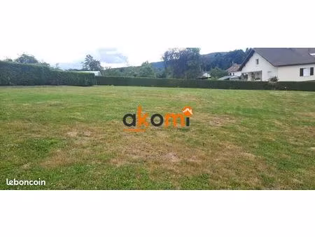terrain 756 m² anould