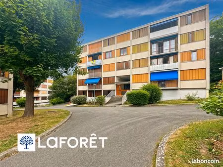 appartement 4 pièces 82 m²