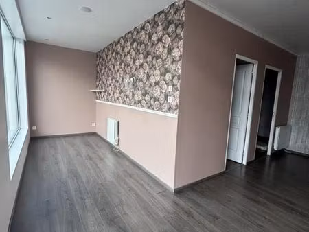 local commercial 80 m²