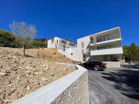appartement 2 pièces lumineux avec belle terrasse dans résidence neuve